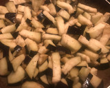 Foto del paso 2 de la receta: Croquetas de berenjena rellenas de queso