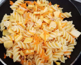 Foto langkah ke 6 dari resep Makaroni scotel teflon (MPASI +1y).