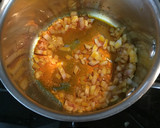Foto del paso 5 de la receta: Arroz caldoso con longaniza y vegetales