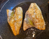 Foto del paso 2 de la receta: Lubina citrica con vinagreta de tomate y aceitunas