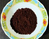A picture of step 1 of Mini Oreo cake.
