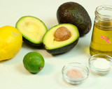 Foto del paso 1 de la receta: Mayonesa o Mahonesa de Aguacate