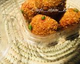 A picture of step 5 of Crunchy yam balls.