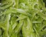 Hình bước làm 1 của món Khổ qua xào trứng