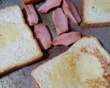 Gambar langkah 1 resipi Roti Keju Express.