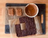 Foto del passaggio 3 della ricetta Brownies ai Datteri senza Cottura