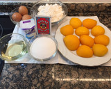 Foto del paso 1 de la receta: Bizcocho de melocotón