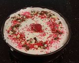 A picture of step 15 of Frozen Strawberry Cream Pie.