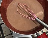 Foto langkah ke 3 dari resep Chocolate Mousse Cake.