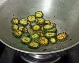 करैला का भुजिया (kerala ka bhujiya recipe in Hindi) रेसिपी चरण 3 फोटो