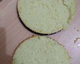 Foto langkah ke 4 dari resep Fraisier Cake (French Strawberry Cake).