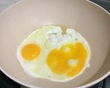 Foto langkah ke 4 dari resep 191. Nasi Telur Pontianak.
