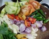 Foto langkah ke 2 dari resep Ikan kembung bumbu iris.
