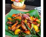 Foto langkah ke 6 dari resep Tumis Cumi Asin.