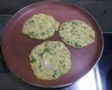 A picture of step 5 of Pumpkin fenugreek pancake.