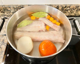 Foto del paso 2 de la receta: Merluza a la gallega