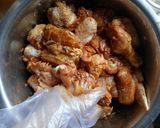 Hình bước làm 2 của món Cà ri gà