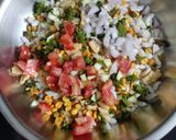 A picture of step 2 of Bombay style sukha bhel.