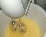 Foto del paso 1 de la receta: Budín de vainilla con chispas de chocolate