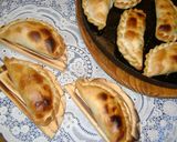 Foto del paso 12 de la receta: Empanadas porteñas con carne picada hechas al horno