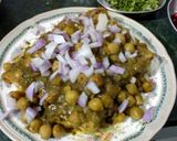 A picture of step 11 of Masala Chana-Pav.