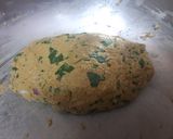 A picture of step 1 of Bajra Methi Talipeeth.