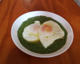 Foto del paso 6 de la receta: Puré de espinaca con huevo frito