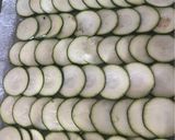 Une image de l'étape 3 de Tarte renversée aux courgettes.