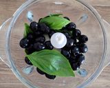 Une image de l'étape 2 de Aubergine farcie à la Sarde.
