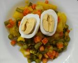Foto del paso 4 de la receta Salteados de judías verdes con zanahoria y patatas y huevos duros