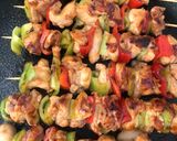 Hình bước làm 3 của món Gà Tây xiên que BBQ