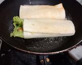Foto langkah ke 4 dari resep Kebab Roti Tawar.