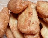 Foto langkah ke 2 dari resep Roti goreng lipat.