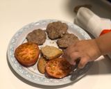 Foto del paso 6 de la receta: Hamburguesas caseras de ternera y magro BLW para Miguel, hechas por Miguel
