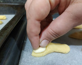 Foto del paso 2 de la receta: Deditos de bruja (Halloween)