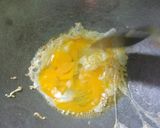 Foto langkah ke 4 dari resep Egg rice butter.