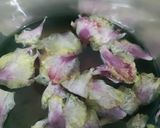 A picture of step 4 of Hibiscus Tea.