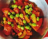 A picture of step 3 of Green peas sabji.
