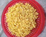 A picture of step 1 of Moung daal pakorey.