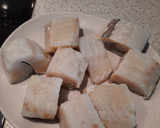 Foto del paso 1 de la receta: Bacalao con cebolla caramelizada