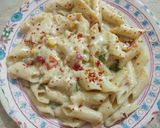 A picture of step 13 of White sauce Pasta.