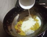 A picture of step 3 of Apple Halwa.