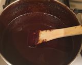 Foto del passaggio 1 della ricetta Tortino di cioccolato extra fondente ai lamponi