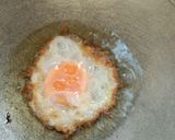รูปขั้นตอนการทำที่ 1 ของ กระเพราหมูกรอบไข่ดาว