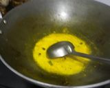 A picture of step 5 of Dahi Bhindi.