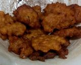 A picture of step 3 of Leftover dal mash sa pakoray, (fritters).