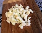 Une image de l'étape 7 de Salade de pastèque, poires, melon et pêches de vigne.