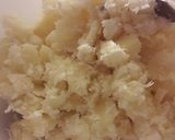 Foto del paso 1 de la receta: Buñuelos de yuca en almíbar de papelón y anís dulce