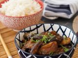 Setas Shiitake caramelizadas en salsa de soja