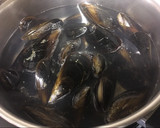 Foto del paso 1 de la receta: Cintas de pasta vegetales con mejillones y tomates secos